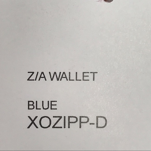 Betsey Johnson Zip Around Wallet with Heart Light Blue - Picture 5 of 8